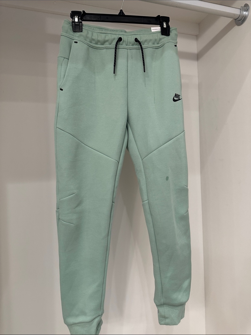 Nike large Kids Mint Green Fleece Joggers with Black Drawcord.  Like new